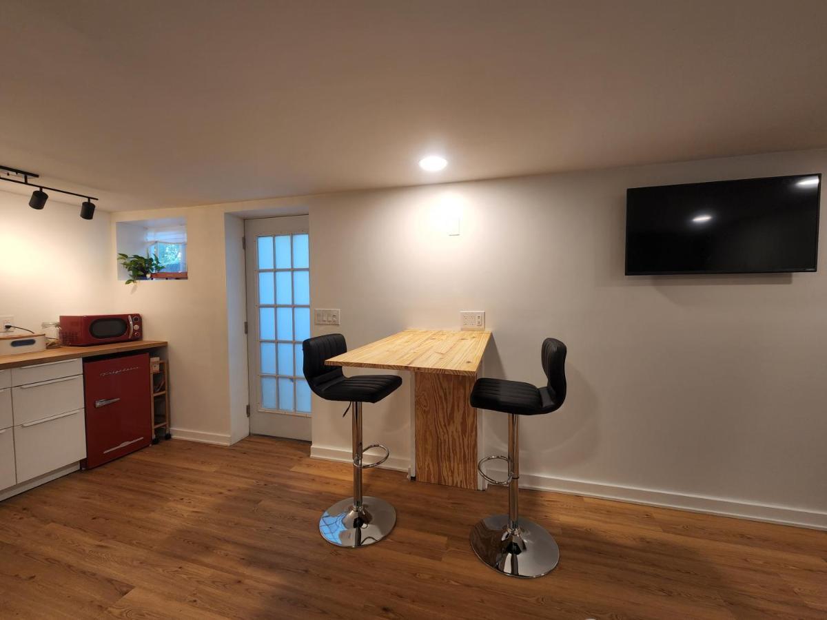 Apartment Private Close To Downtown *